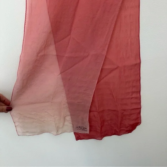 Vintage Oscar de la Renta Ombre Silk Chiffon Scarf - Excellent Condition - Picture 4 of 8